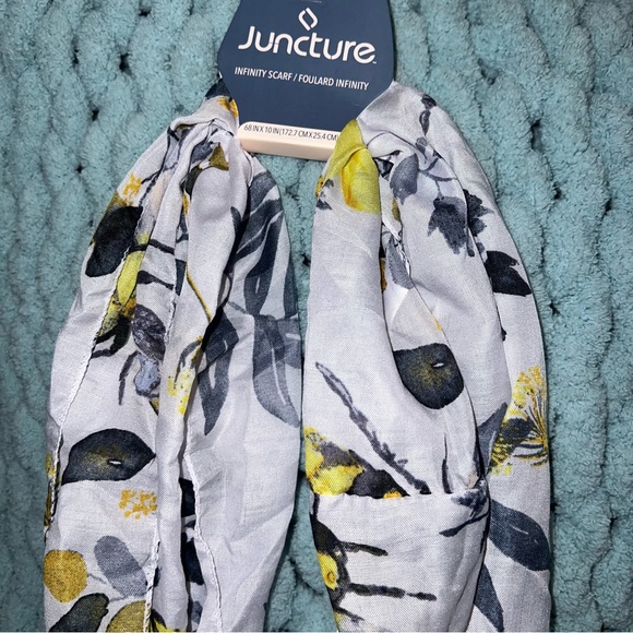 Juncture Floral Print Infinity Scarf - White and Yellow - Picture 2 of 5